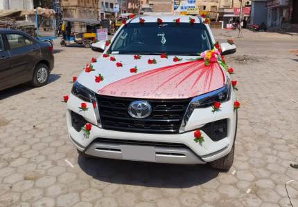 Luxury Wedding Cars