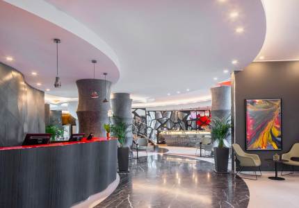Hotel Booking
